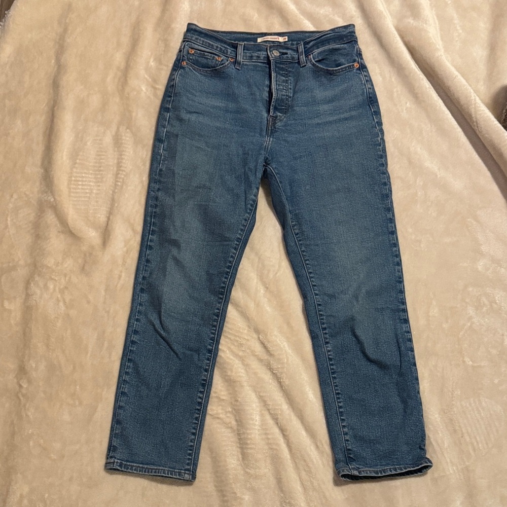 Levi’s Classic Blue Women's Wedgie Straight Jeans